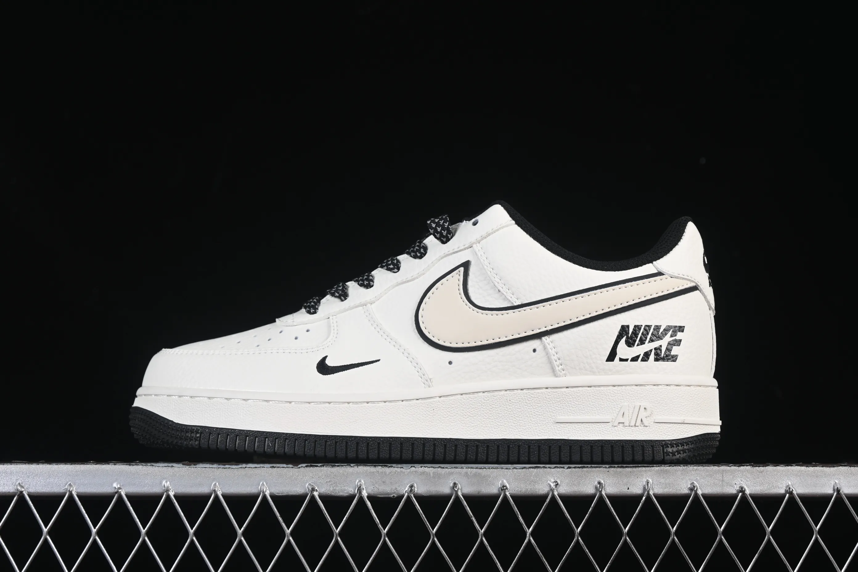 All Categories Nk Air Force 1 Air Force Series Nk Air Force 1 Low Air Force Low Nike Air Force 1'07 Low Black Label Air Force One Low Casual Shoes CS5288-047